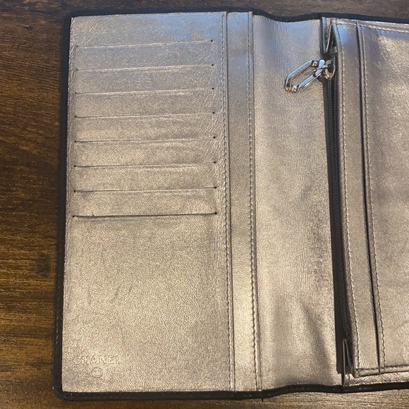 Chanel Wallet - Picture 5 of 16